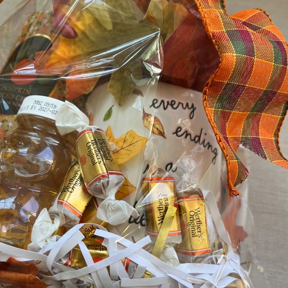 Fall🍁 Tea lovers Gift Bag, Gifts for her, Birthday Gift, Care Package - Picture 5 of 6